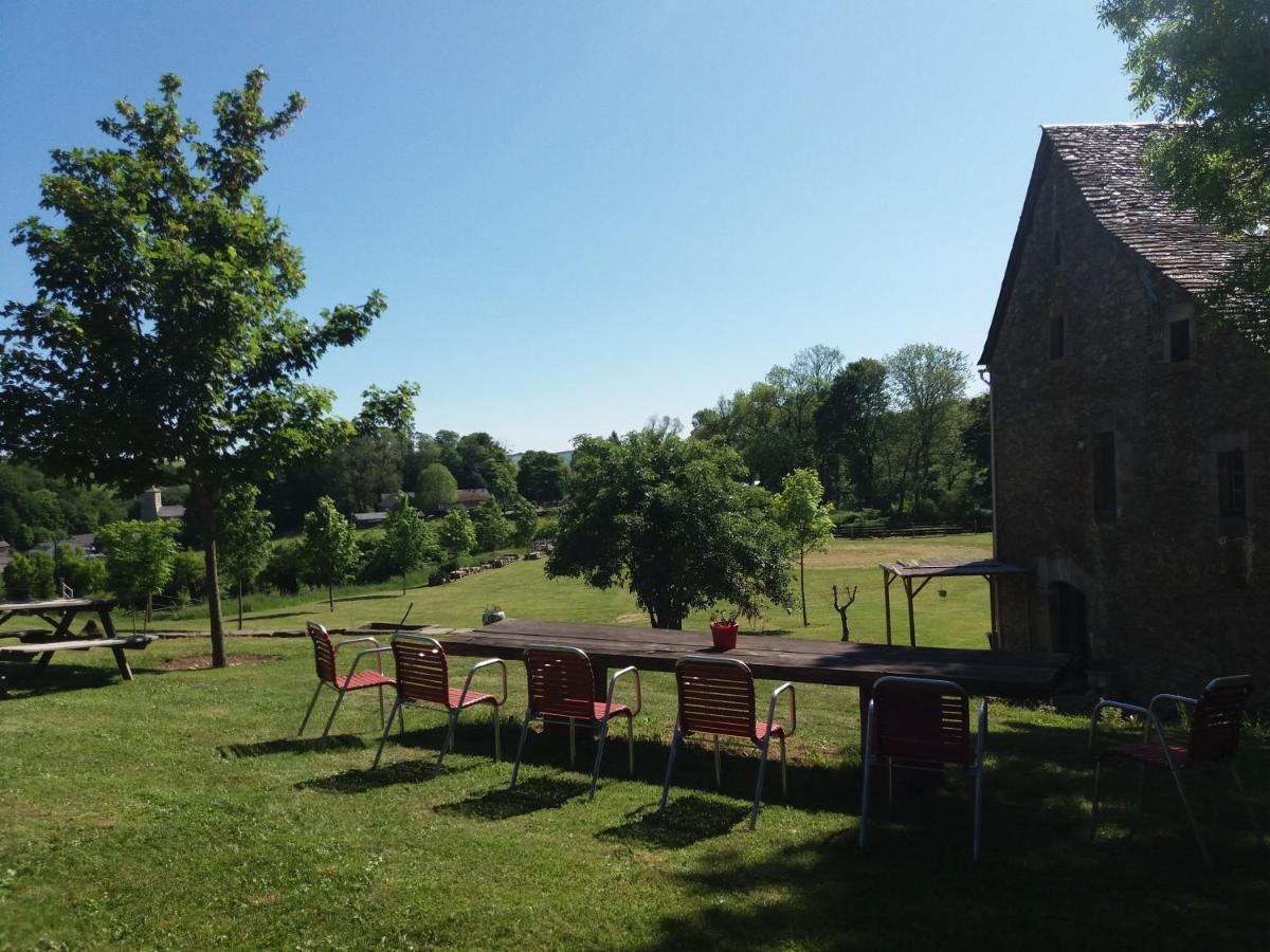 Domaine D'Angel-Berg Hotel Vezins-de-Levezou Bagian luar foto