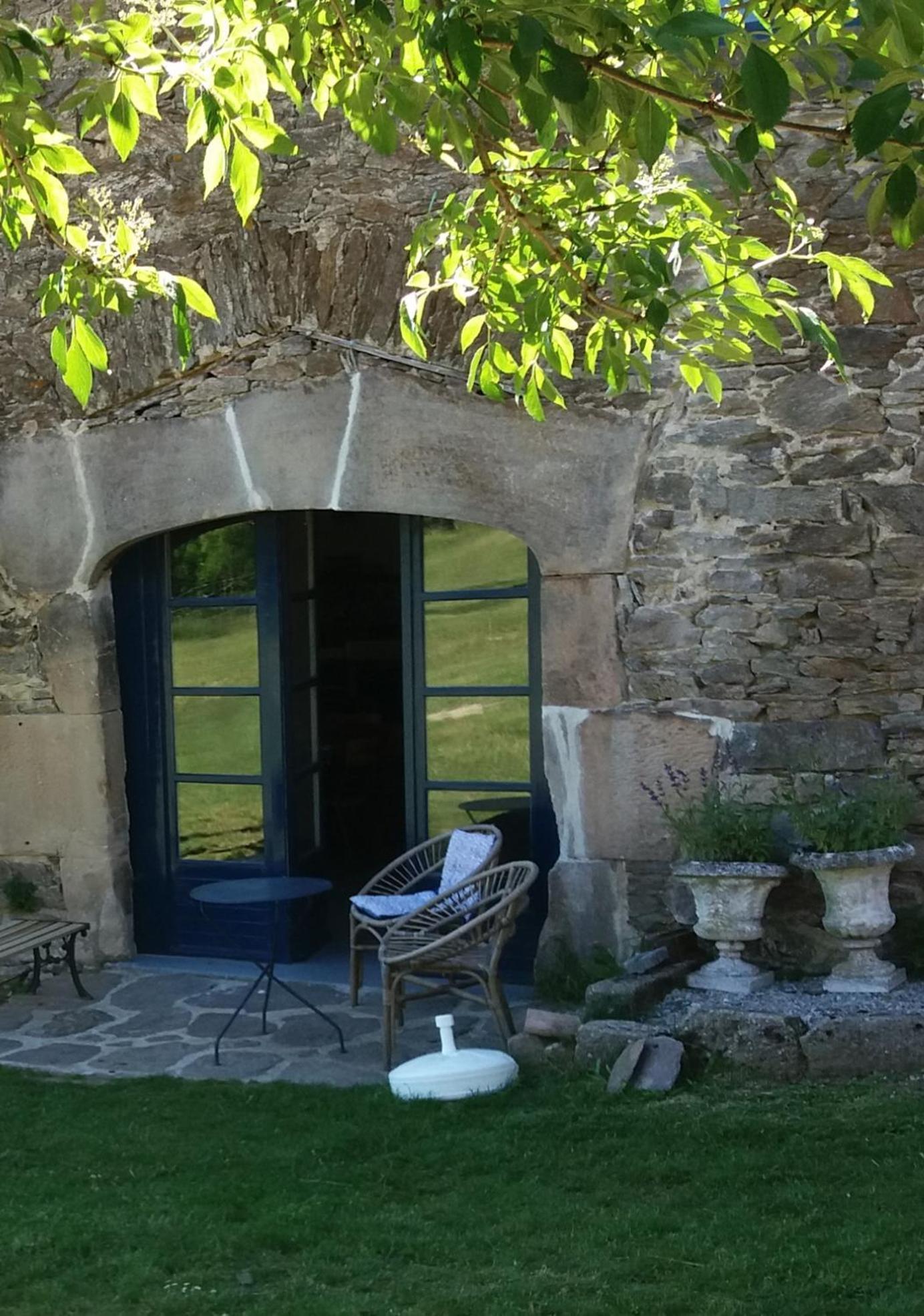 Domaine D'Angel-Berg Hotel Vezins-de-Levezou Bagian luar foto